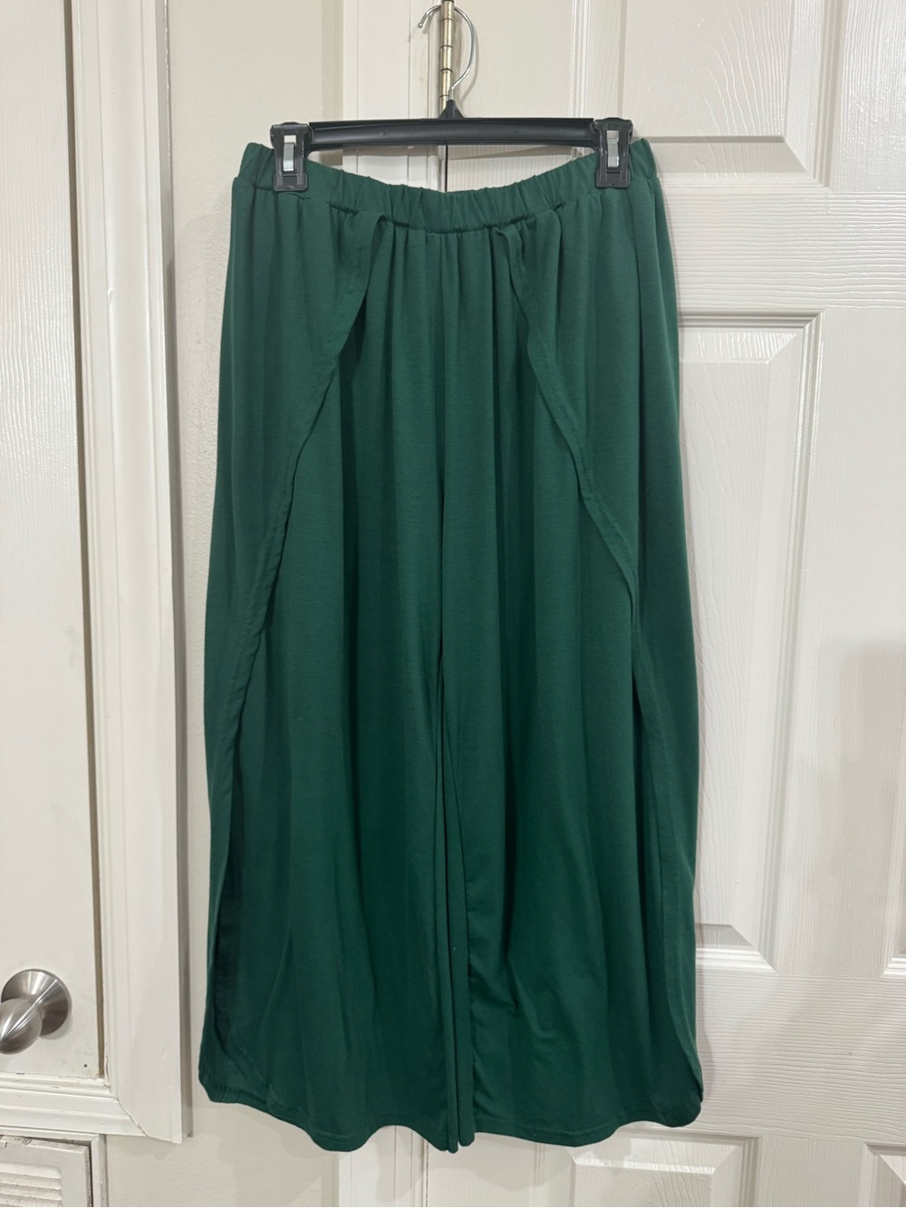 Tickled Teal Deep Green Flowing Gaucho Pants